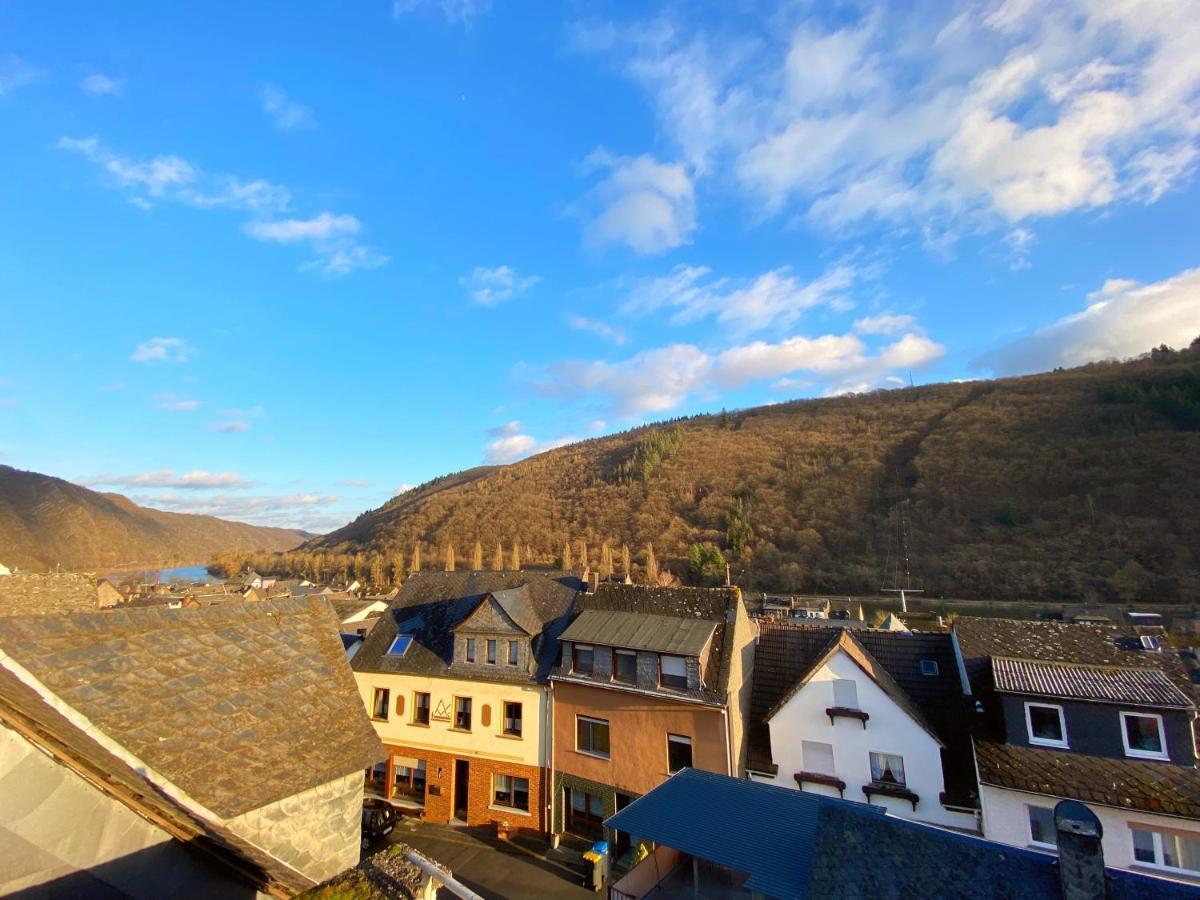 Schoene Fewo Moselblick Wlan Netflix Freizeitpark Klotten Exterior foto